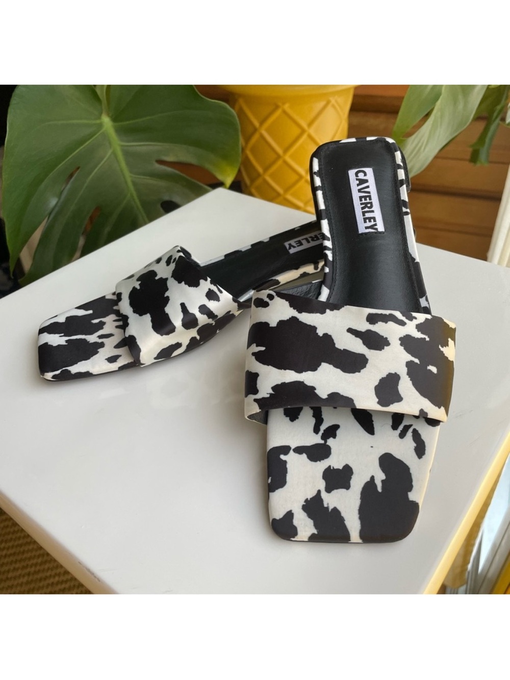 Black & White Cow Print Slide Sandals - Women